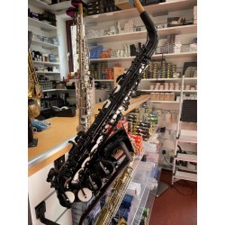 Vibrato alt saxophone